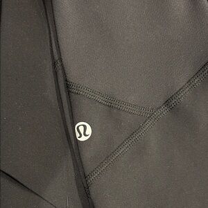 Women’s Lululemon Black Capri Leggings